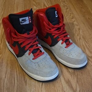 Nike Men's Red and Black High-Top Sneakers